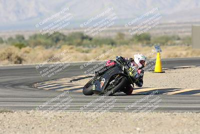 media/Nov-02-2025-CVMA (Sun) [[337aff29ab]]/Race 11-Amateur Supersport Open/